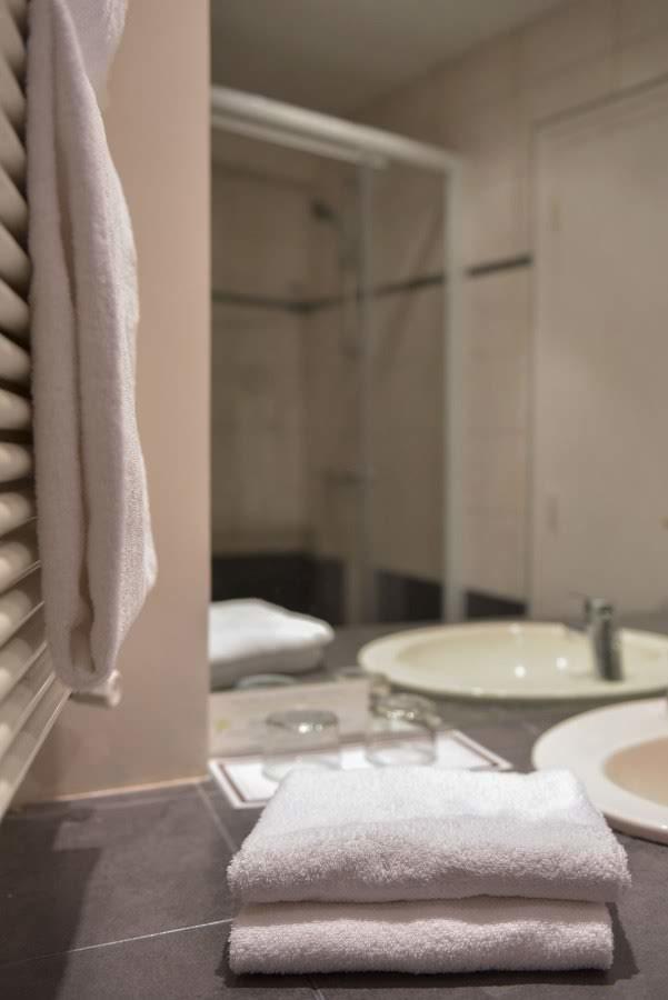 Gradlon Hotel Quimper Buitenkant foto