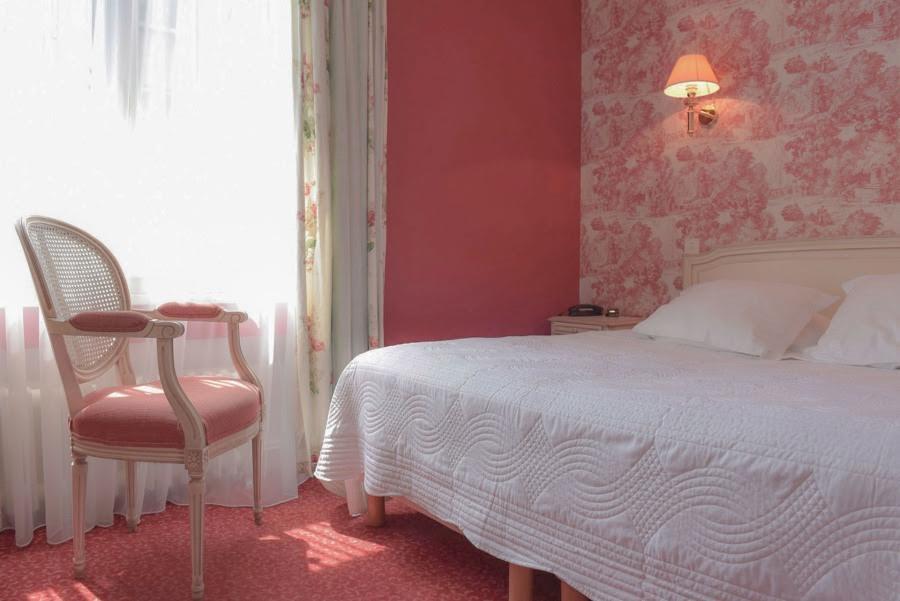 Gradlon Hotel Quimper Buitenkant foto