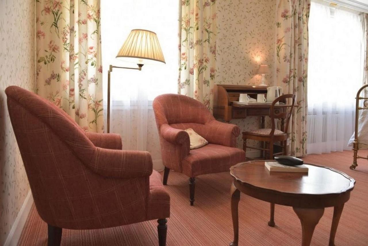 Gradlon Hotel Quimper Buitenkant foto